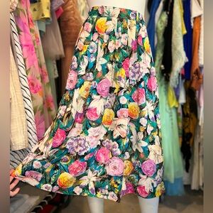Beautiful Vintage Floral Skirt